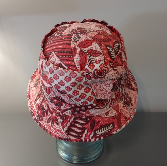 Printed Bucket Hat Red Floral Pattern Foldable Roll-up Crushable Patchwork - Picture 2 of 14